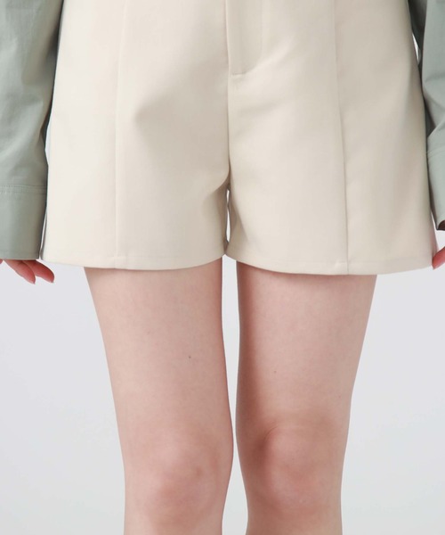 archives(アルシーヴ)の「ハイウエストショートパンツ(その他パンツ・レディース・ベージュ/ブラック/ブルー・MEDIUM)」の20枚目の写真