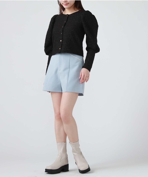 archives(アルシーヴ)の「ハイウエストショートパンツ(その他パンツ・レディース・ベージュ/ブラック/ブルー・MEDIUM)」の11枚目の写真