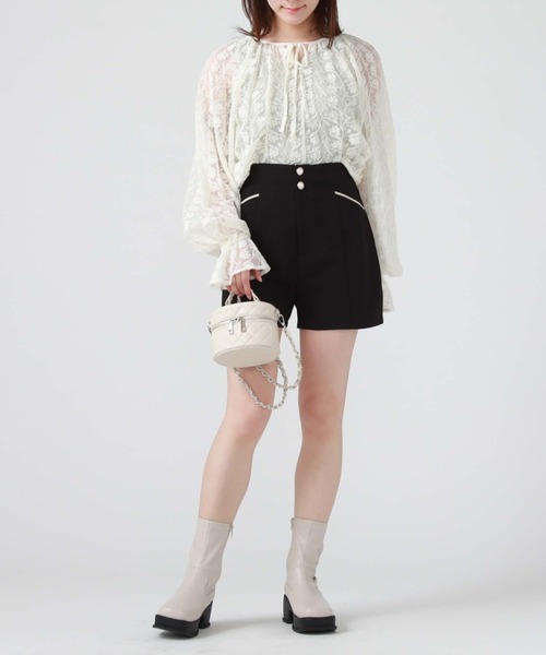 archives(アルシーヴ)の「ハイウエストショートパンツ(その他パンツ・レディース・ベージュ/ブラック/ブルー・MEDIUM)」の17枚目の写真