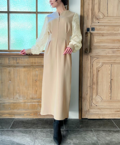 23区　大きいサイズ　クロッシータックワンピース　フレア　ベージュ　48 23区 VERYコラボ クラッシータックワンピース グレージュ 48｜Yahoo