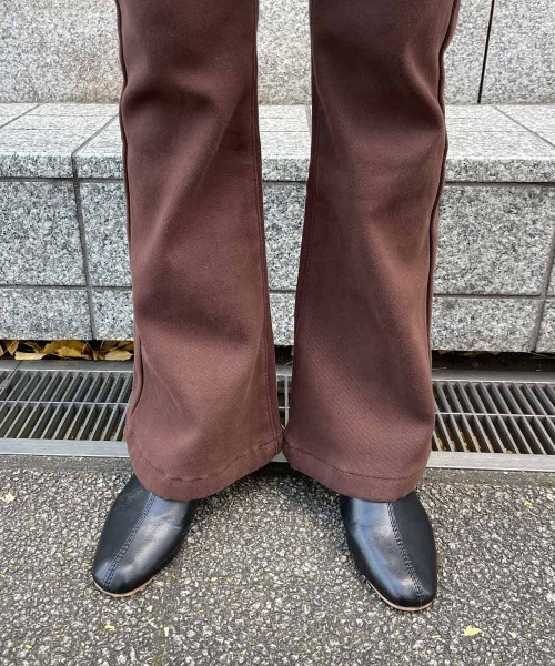 esutoreja（エストレジャ）の「デザインポケットフレアデニム（デニムパンツ・レディース・ブラック/ブルー・S/M）」の12枚目の写真