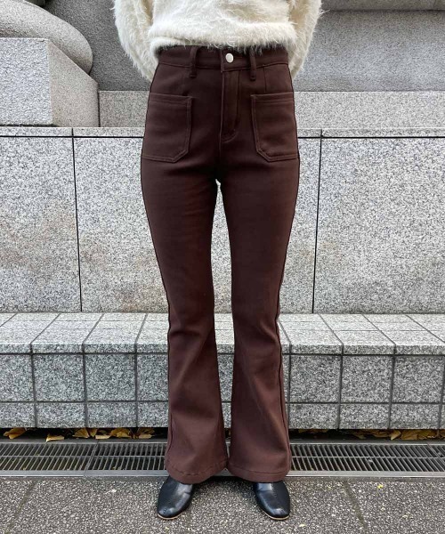 esutoreja（エストレジャ）の「デザインポケットフレアデニム（デニムパンツ・レディース・ブラック/ブルー・S/M）」の7枚目の写真