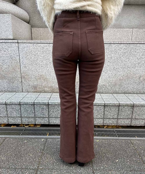 esutoreja（エストレジャ）の「デザインポケットフレアデニム（デニムパンツ・レディース・ブラック/ブルー・S/M）」の9枚目の写真