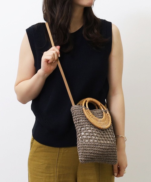 COOCO（クーコ）の「ラタン丸ハンドル×ペーパー２ＷＡＹミニショルダーバッグ（かごバッグ・レディース・ブラウン/グレー系その他/ナチュラル/キャメル・9）」の9枚目の写真
