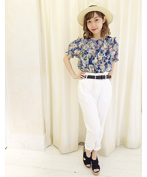 one after another NICE CLAUP（ワンアフターアナザーナイスクラップ）の「【ナイスクラップ】オパール花柄ギャザーブラウス（シャツ/ブラウス・レディース・ホワイト/ネイビー/ブルー・FREE）」の16枚目の写真