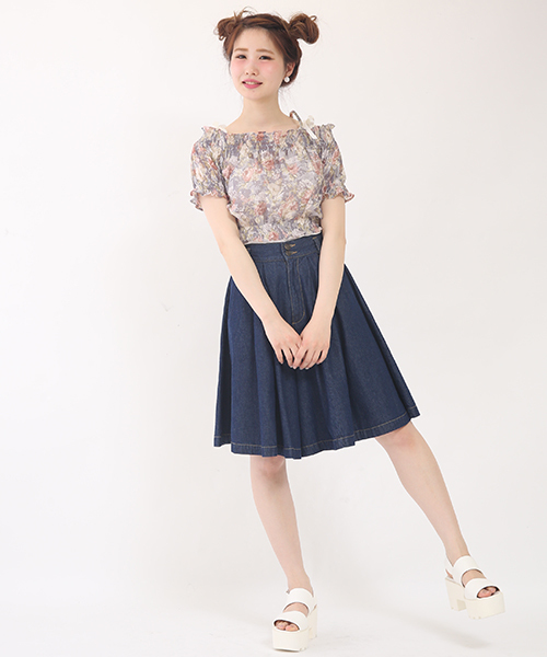 one after another NICE CLAUP（ワンアフターアナザーナイスクラップ）の「【ナイスクラップ】オパール花柄ギャザーブラウス（シャツ/ブラウス・レディース・ホワイト/ネイビー/ブルー・FREE）」の18枚目の写真