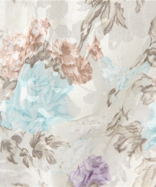 one after another NICE CLAUP（ワンアフターアナザーナイスクラップ）の「【ナイスクラップ】オパール花柄ギャザーブラウス（シャツ/ブラウス・レディース・ホワイト/ネイビー/ブルー・FREE）」の10枚目の写真