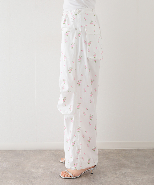 セール】【THE OPEN PRODUCT】 フラワーパラシュートパンツ