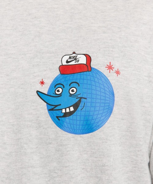 NIKE SB（ナイキエスビー）の「NIKE SB/ナイキエスビー グローブガイS/STシャツ バックプリントTシャツ/半袖Tシャツ FB8137-010/FB8137-050（Tシャツ/カットソー・メンズ・ブラック/グレー・M/2XL/L/XL）」の11枚目の写真