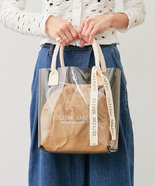 CUISINE HABITS(クイジーヌハビッツ)の「HORIZONTAL TOTE PVCトート(トートバッグ・レディース・ブラック/アイボリー/ホワイト×グレー/ブラック×ブラック/Black/Off White/クリアブラック・フリー)」の9枚目の写真