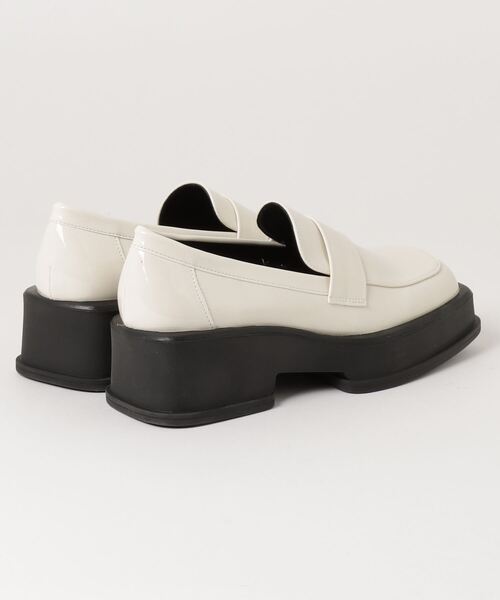 paravion(パラビオン)の「スクエアローファー(ローファー・レディース・ホワイト/ブラック・37/38/39)」の10枚目の写真