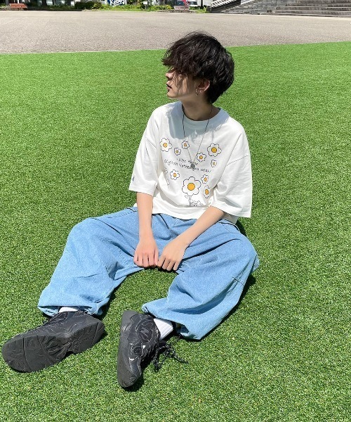 A'gem(エージェム)の「『A'gem/エージェム』フラワープリント半袖Tシャツ/ハーフスリーブカットソー(Tシャツ/カットソー・メンズ・ホワイト/パープル/ブラック・FREE)」の6枚目の写真