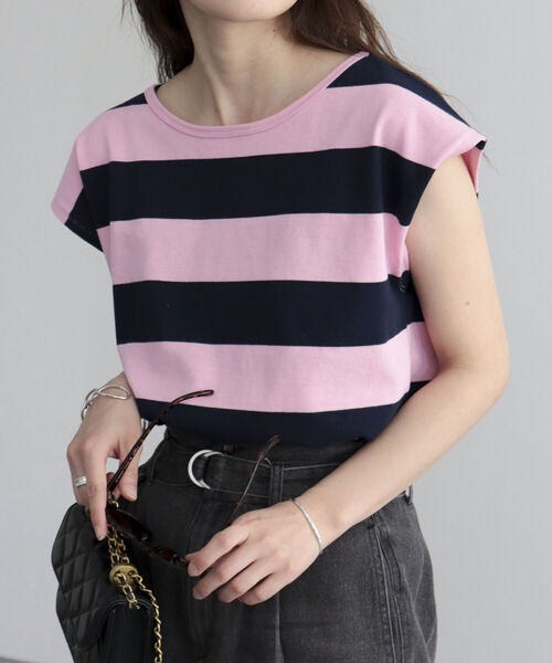 fredy emue(フレディエミュ)の「OEボーダー/無地2WAYフレンチTシャツ(Tシャツ/カットソー・レディース・ピンク系その他/ブラック系その他/アイボリー・38)」の3枚目の写真