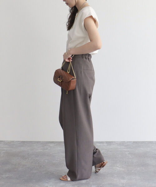 fredy emue(フレディエミュ)の「OEボーダー/無地2WAYフレンチTシャツ(Tシャツ/カットソー・レディース・ピンク系その他/ブラック系その他/アイボリー・38)」の8枚目の写真