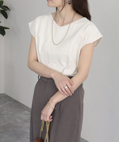 fredy emue(フレディエミュ)の「OEボーダー/無地2WAYフレンチTシャツ(Tシャツ/カットソー・レディース・ピンク系その他/ブラック系その他/アイボリー・38)」の12枚目の写真