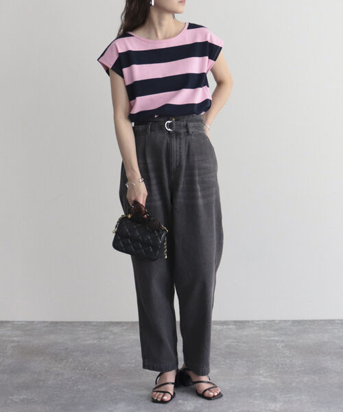 fredy emue(フレディエミュ)の「OEボーダー/無地2WAYフレンチTシャツ(Tシャツ/カットソー・レディース・ピンク系その他/ブラック系その他/アイボリー・38)」の14枚目の写真