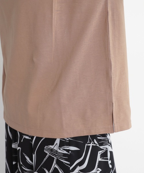mysty woman(ミスティウーマン)の「チュールレイヤードフレンチプルオーバー 961333(Tシャツ/カットソー・レディース・オフホワイト/ブラック/モカ・FREE)」の13枚目の写真