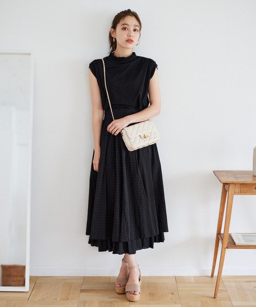mysty woman(ミスティウーマン)の「チュールレイヤードフレンチプルオーバー 961333(Tシャツ/カットソー・レディース・オフホワイト/ブラック/モカ・FREE)」の20枚目の写真