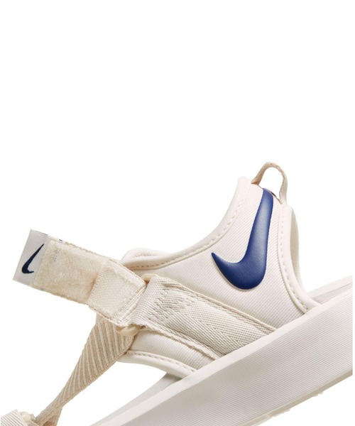 NIKE(ナイキ)の「NIKE ナイキ W VISTA SANDAL ウィメンズ ビスタ サンダル WDJ6607 003PHATM/MNAVY(サンダル・レディース・ベージュ・23.0cm/24.0cm/25.0cm/26.0cm/22.0cm)」の5枚目の写真
