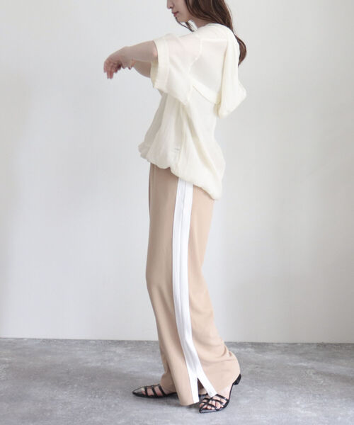 fredy emue(フレディエミュ)の「ラインイージーパンツ(その他パンツ・レディース・ブラック/ベージュ・38/36)」の5枚目の写真