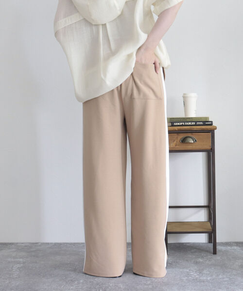 fredy emue(フレディエミュ)の「ラインイージーパンツ(その他パンツ・レディース・ブラック/ベージュ・38/36)」の12枚目の写真