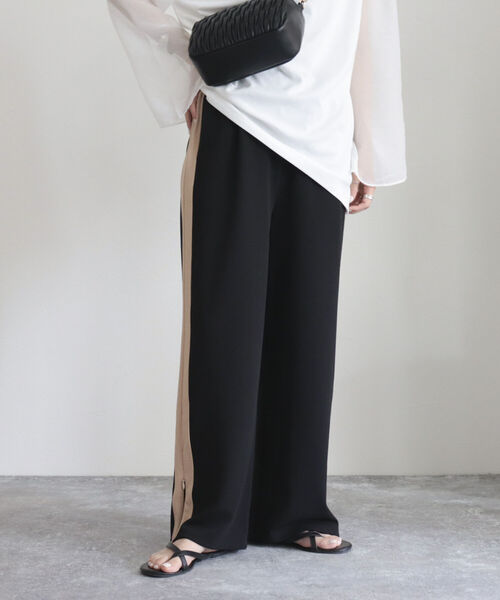 fredy emue(フレディエミュ)の「ラインイージーパンツ(その他パンツ・レディース・ブラック/ベージュ・38/36)」の17枚目の写真