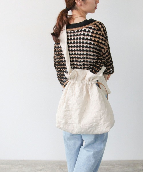 Cepica（セピカ）の「スターキルティング2WayBIGショルダーバッグ（ショルダーバッグ・レディース・シルバー/ブラック/ライトベージュ・FREE）」の15枚目の写真