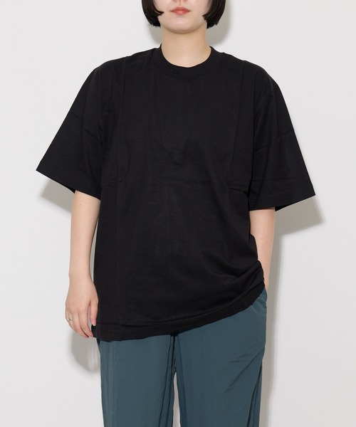 THE BAREFOOT(ベアフット)の「【 MN+LA / エムエヌエルエー 】 OVERSIZED TEE オーバーサイズ Tシャツ 6.3oz CLI(Tシャツ/カットソー・メンズ・ブラック/ホワイト/ブラウン/グレー/パープル/オリーブ/カーキ/タン/ワインレッド/ネイビー・MEDIUM/LARGE/X-LARGE)」の2枚目の写真
