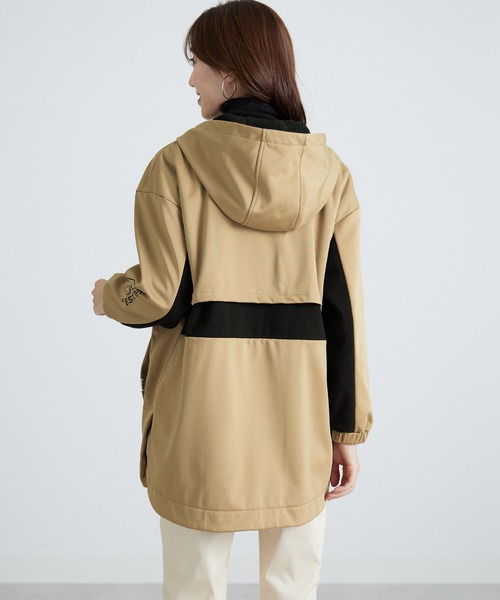 FILA（フィラ）の「＜ＦＩＬＡ＞防風裏フリース配色ジャケット（テーラードジャケット・レディース・ベージュ/カーキ・X-LARGE/LARGE/MEDIUM）」の6枚目の写真