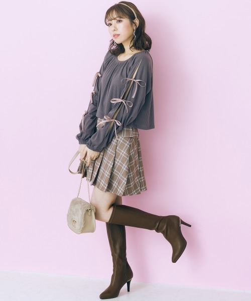 marun（マルン）の「＜大きいサイズ＞ クロップド丈スリットリボントップス marun（Tシャツ/カットソー・レディース・アイボリー/チャコール・L/5L/4L/LL/3L）」の12枚目の写真