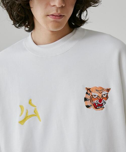 coen（コーエン）の「ビッグシルエットスーベニア刺繍裏毛スウェット（スウェット・メンズ・ブラック/ホワイト/ダークグレー・L/M/XL）」の4枚目の写真