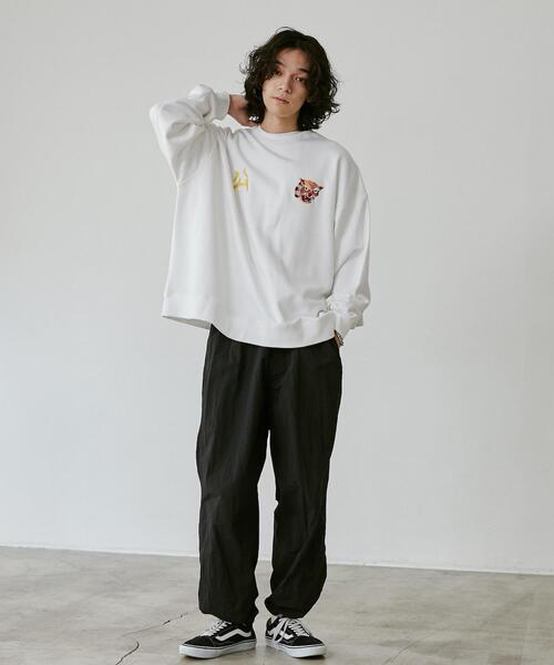 coen（コーエン）の「ビッグシルエットスーベニア刺繍裏毛スウェット（スウェット・メンズ・ブラック/ホワイト/ダークグレー・L/M/XL）」の6枚目の写真