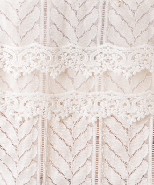 Lace Ladies(レースレディース)の「Vネックレース付きフレンチシックトップス(シャツ/ブラウス・レディース・アイボリー・L/S/M/XL)」の7枚目の写真