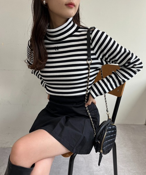 セール】イニシャル刺繍ハイネックトップス（Tシャツ/カットソー