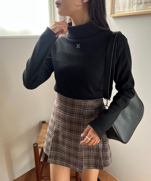 セール】イニシャル刺繍ハイネックトップス（Tシャツ/カットソー