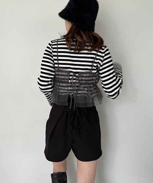 one after another NICE CLAUP(ワンアフターアナザーナイスクラップ)の「イニシャル刺繍ハイネックトップス(Tシャツ/カットソー・レディース・サックスブルー/ライトグレー/ベージュ/オフホワイト/ホワイト×ブラック/ブラック・FREE)」の18枚目の写真