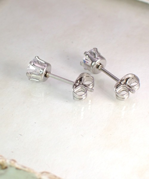 CERCA(チェルカ)の「HaRu*/ハート&キューピッド 最高級ジルコニアピアス(5mm)(ピアス(両耳用)・レディース・B/A・FREE)」の4枚目の写真