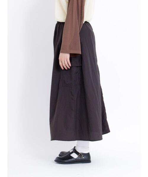 Samansa Mos2（サマンサ モスモス）の「ナイロンカーゴフレアスカート（スカート・レディース・チャコールグレー/ベージュ/カーキ・F）」の18枚目の写真