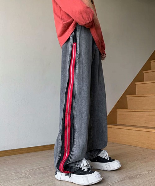 Theater code（シアターコード）の「△side zipper denim pant