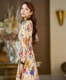 emiriawiz（エミリアウィズ）の「Souffle de fleur shirt one