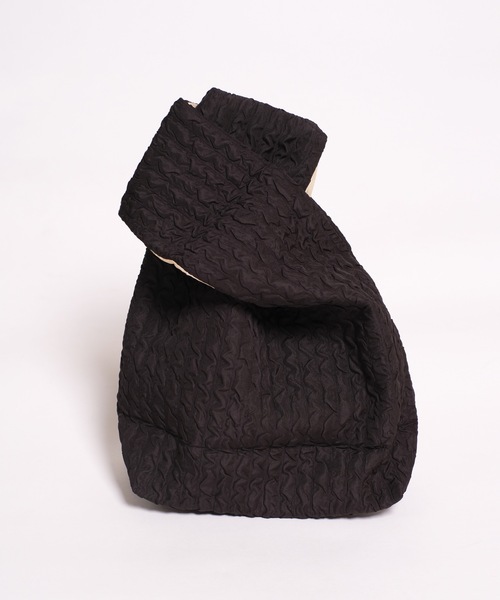 shopnikoniko(ショップニコニコ)の「くしゅくしゅ ミニ マルシェバッグ シワ加工 ハンドバッグ(ハンドバッグ・レディース・ブラック/ホワイト・フリー)」の17枚目の写真