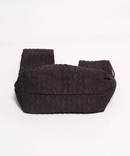 shopnikoniko(ショップニコニコ)の「くしゅくしゅ ミニ マルシェバッグ シワ加工 ハンドバッグ(ハンドバッグ・レディース・ブラック/ホワイト・フリー)」の19枚目の写真