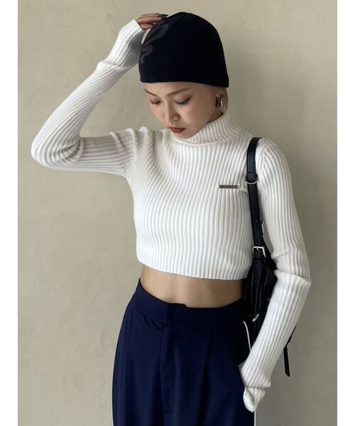 EMODA(エモダ)の「2WAY EMフラワーニットキャップ(ニットキャップ/ビーニー・レディース・ブラック/ベージュ・FREE)」の8枚目の写真