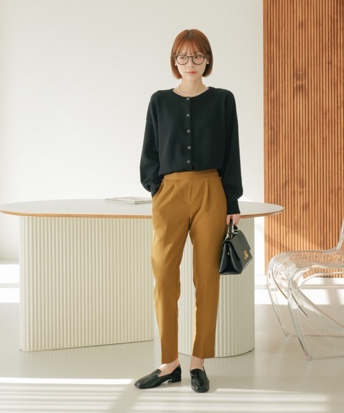 SHOPLIST styled by DHOLIC(ショップリストスタイルドバイディーホリック)の「【SHOPLIST styled by DHOLIC 限定】クルーネック ニット カーディガン(カーディガン/ボレロ・レディース・クリーム/ブルー/イエロー/オレンジ/ブラック/ライトベージュ・FREE)」の18枚目の写真
