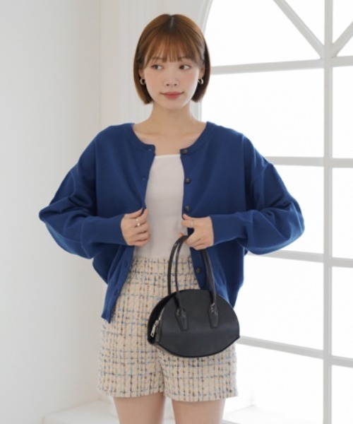 SHOPLIST styled by DHOLIC(ショップリストスタイルドバイディーホリック)の「【SHOPLIST styled by DHOLIC 限定】クルーネック ニット カーディガン(カーディガン/ボレロ・レディース・クリーム/ブルー/イエロー/オレンジ/ブラック/ライトベージュ・FREE)」の10枚目の写真