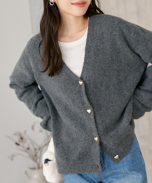 KOBE LETTUCE（コウベレタス）の「ハートボタンニットカーディガン（カーディガン/ボレロ・レディース・ロイヤルブルー/アイボリー/チャコールグレー/ブラウン・M）」の19枚目の写真