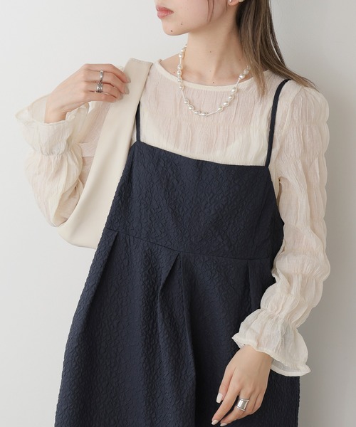 AO2(アオズ)の「Chiffon Sheer tops / シフォンシアートップス(Tシャツ/カットソー・レディース・アイボリー/ライトブルー/ブラック・FREE)」の2枚目の写真