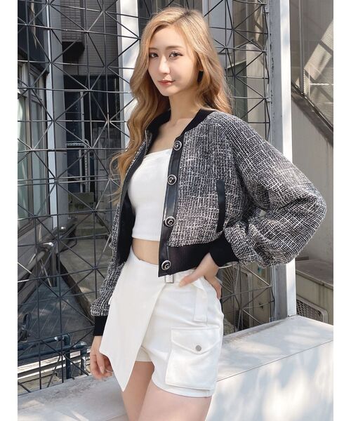 GYDA（ジェイダ）の「mix material ライト中綿ブルゾン（ブルゾン・レディース・オフホワイト/ブラック・FREE）」の6枚目の写真