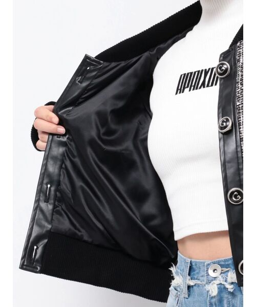 GYDA（ジェイダ）の「mix material ライト中綿ブルゾン（ブルゾン・レディース・オフホワイト/ブラック・FREE）」の16枚目の写真