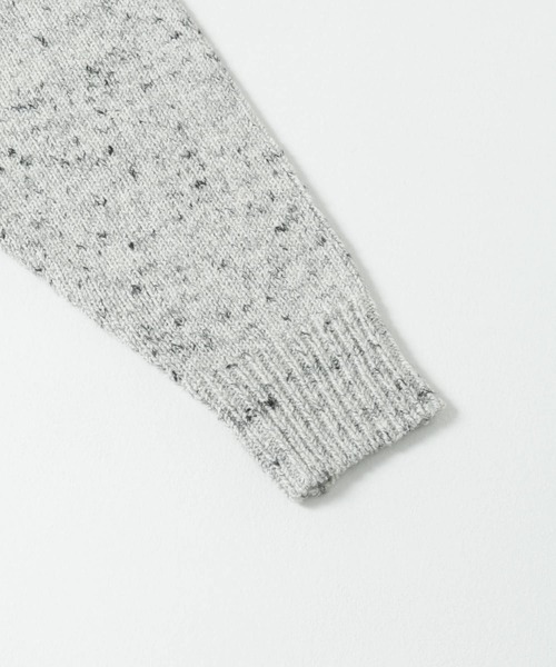 URBAN RESEARCH（アーバンリサーチ）の「MILLEFILIミックスロールネックニット（ニット/セーター・メンズ・オレンジ系その他/ホワイト系その他/ブルー系その他・MEDIUM/LARGE）」の20枚目の写真